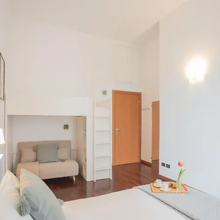 Filanda - Lakefront In By Rent Apartman
