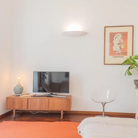 Filanda - Lakefront In By Rent Como